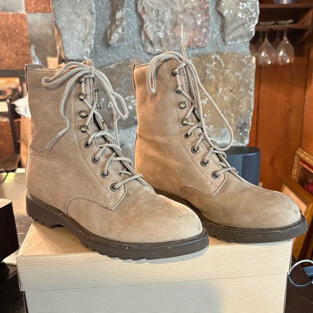 Rockport Women's Tan Lace-Up Boots
